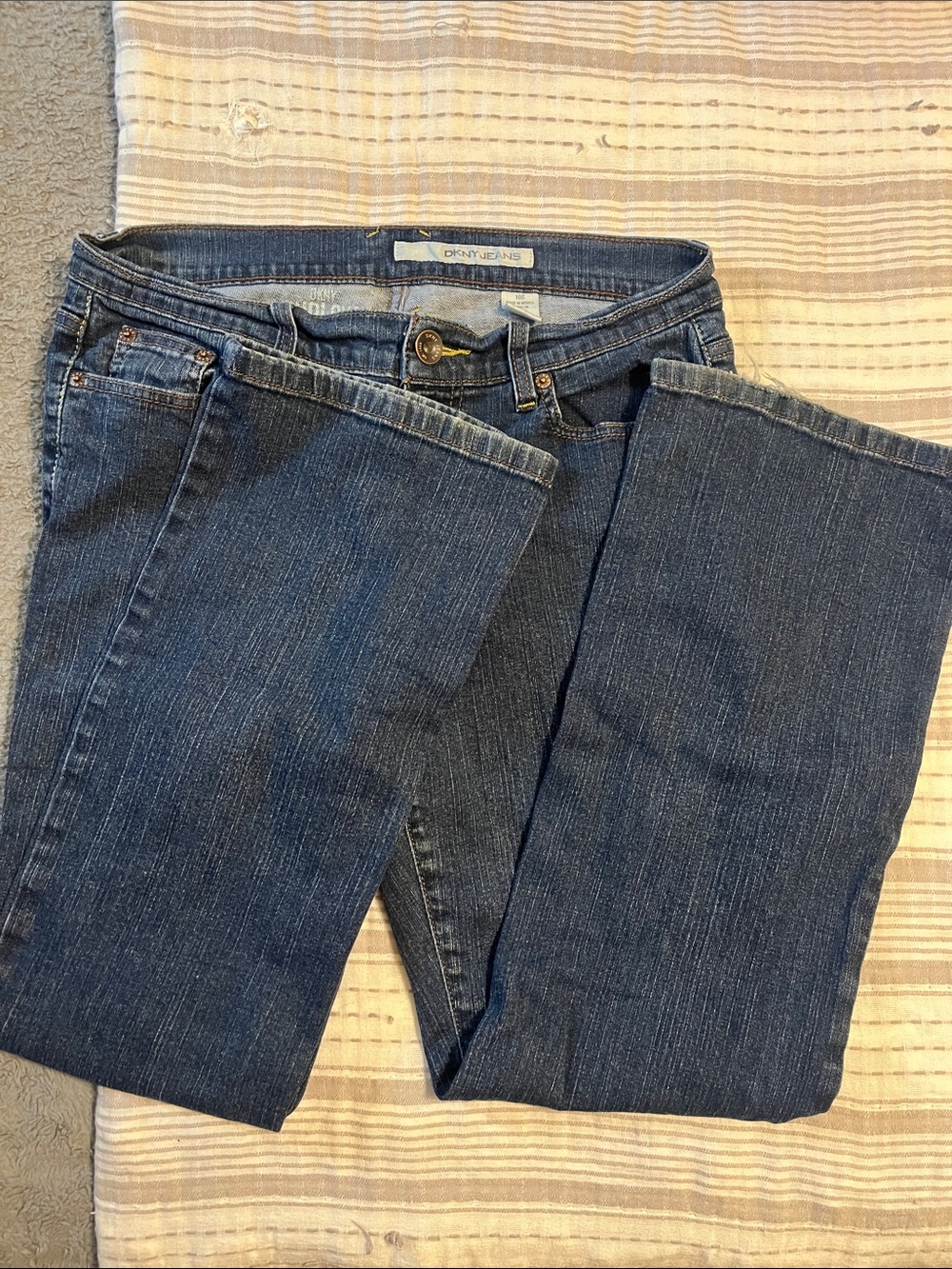 DKNY Women's Dark Blue Straight-Leg Jeans | 10S